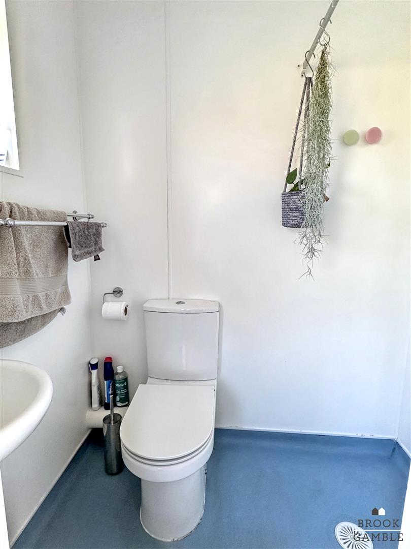 4 Bedroom House - Detached. Eldon Road in Eastbourne,  24